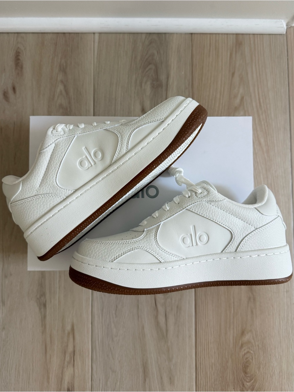 ALO Yoga White Sneakers with Brown Sole